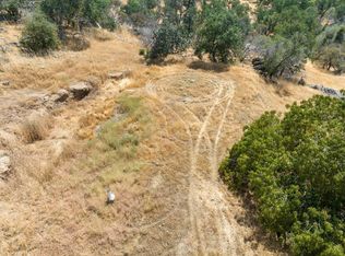 2 Farmstead Rd, Coarsegold, CA 93614