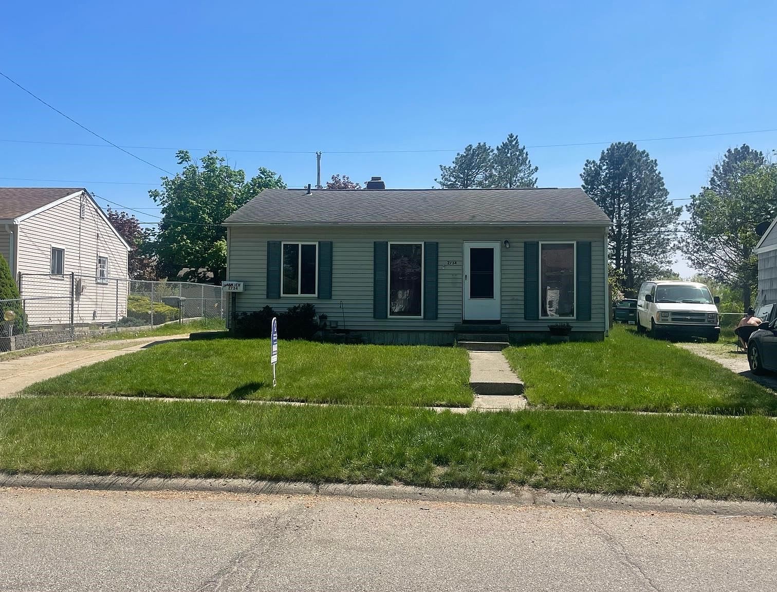 2734 Plainfield Ave, Flint, MI 48506 Zillow