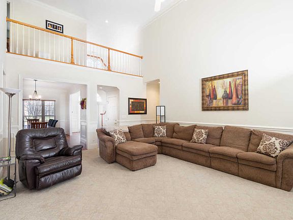 4th image of 1050 Ivy Manor Ct