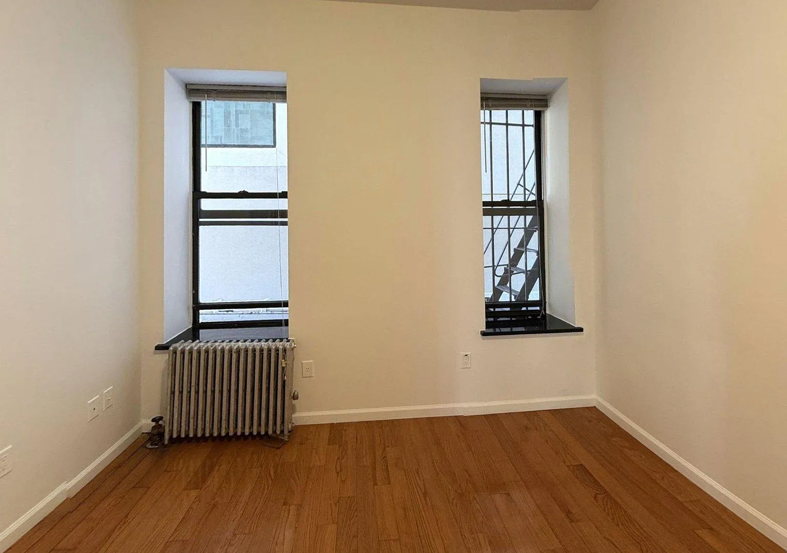 87 Graham Avenue — Photo 4