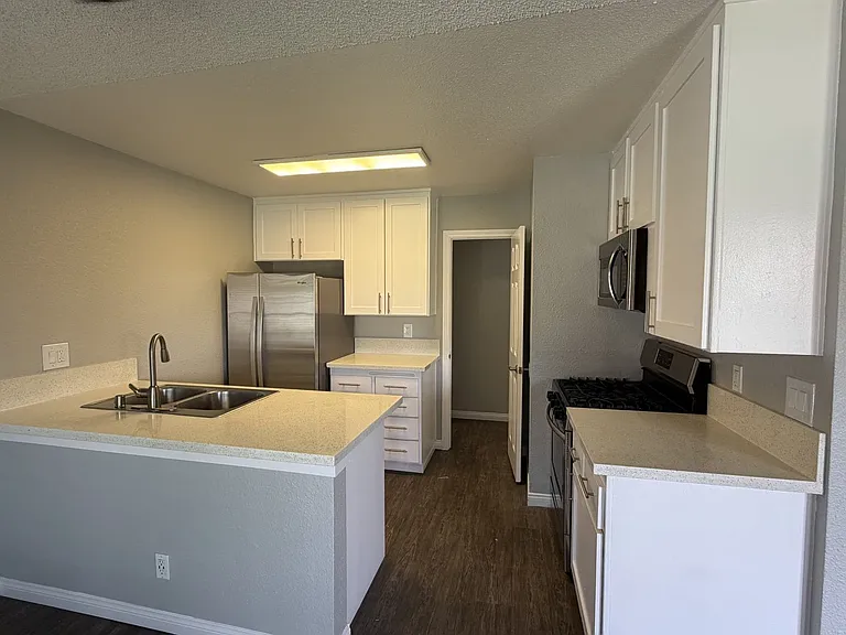 Tierra Palms Apartment Homes — Photo 116