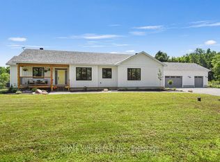4421M Old Kingston Rd, Rideau Lakes, ON K0G1V0