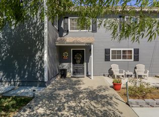 1308 Center Dr, Colton, CA 92324