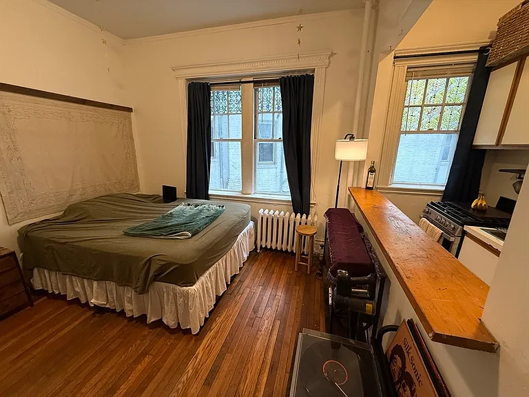 1111 Boylston St #25 — Photo 1