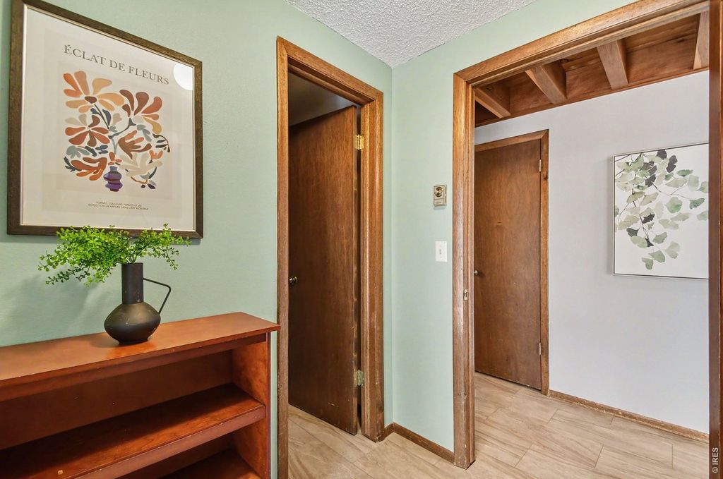 2126 Genoa Ct
