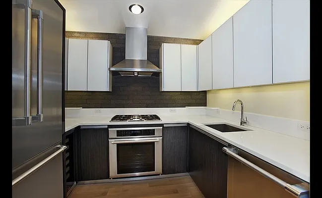 Sold by Douglas Elliman | media 22