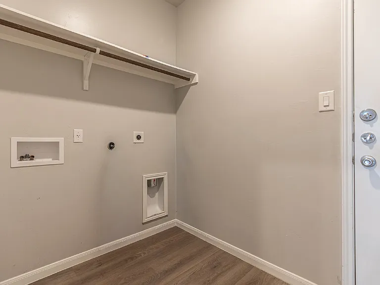 3923 Ivy Path — Photo 26