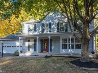 11513 Paramus Dr, Gaithersburg, MD 20878