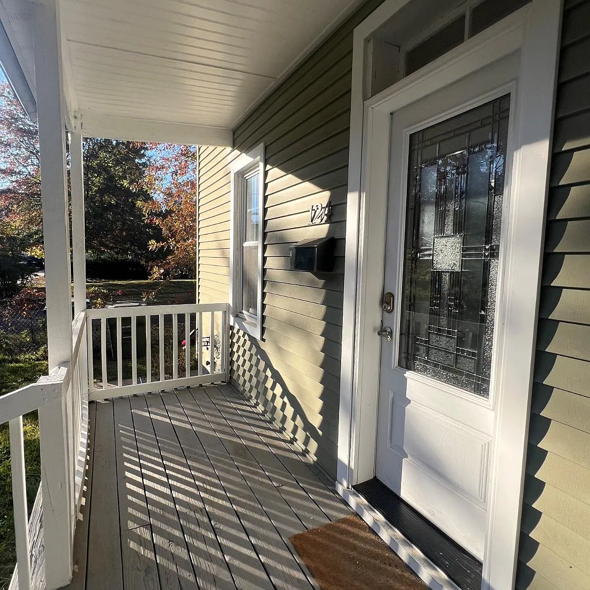 2 bed, 1.0 bath, 1578 sqft, $2,200 — Photo 2