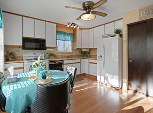 N114W16780 Crown Dr, Germantown, WI 53022