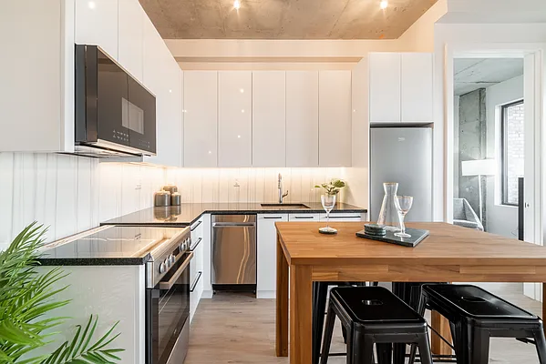 Rented by ATM Realty Service Inc | media 21