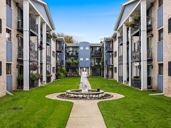 8519 W Catherine Ave Unit 380, Chicago, IL 60656