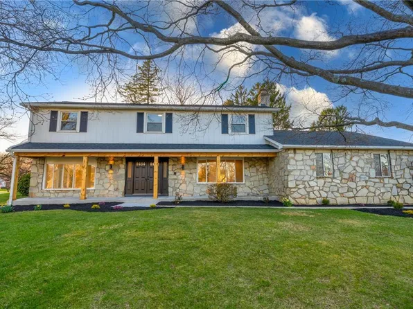 3755 Sydna St, Bethlehem, PA 18017