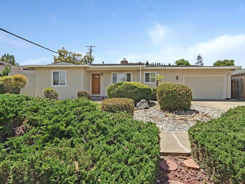 1st image of 6588 Wisteria Way