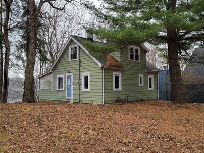 1868 Lakeside Dr, Tipton, MI, 49287