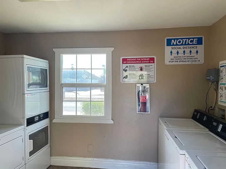 2234 W Hazelwood St — Photo 33