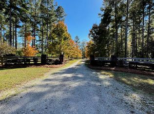 365 Town Pond Rd, Batesburg, SC 29006