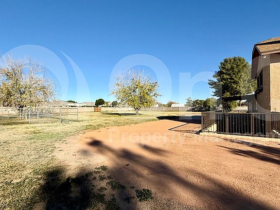 3rd image of 19322 E Calle De Flores