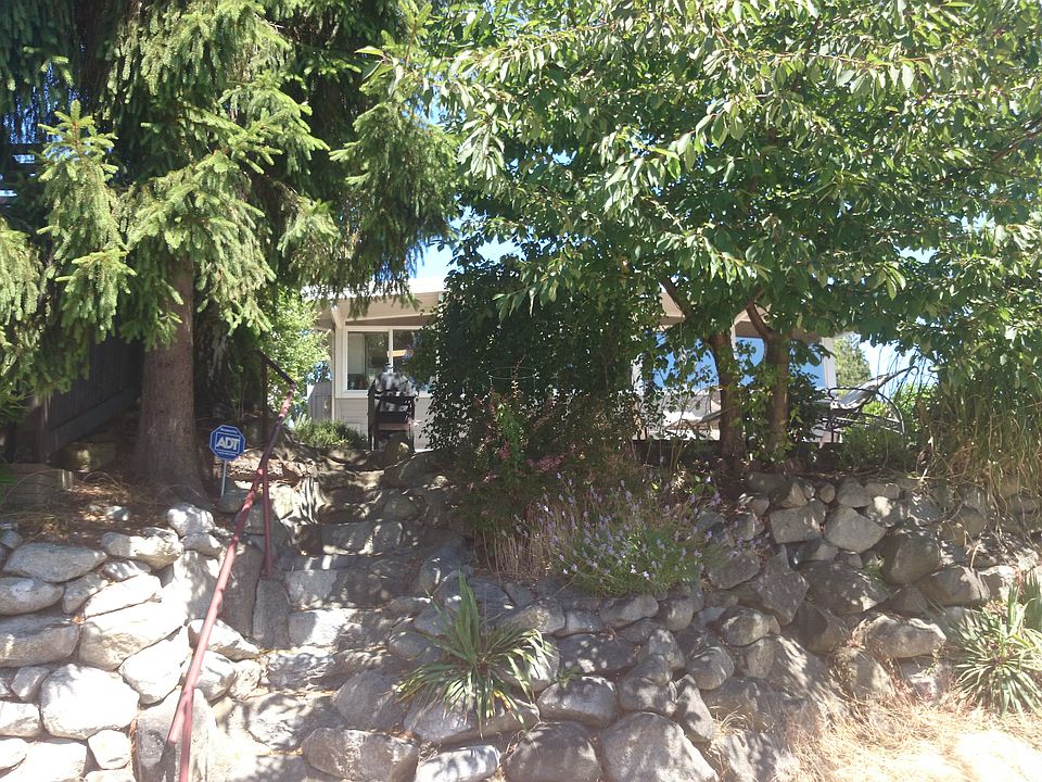1st image of 2617 W Plymouth St