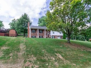 50 Plantation Dr, Uniontown, PA