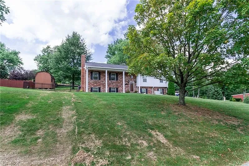 50 Plantation Dr photo 1