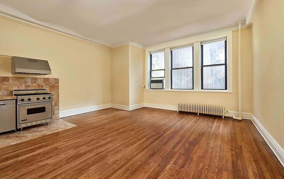 1st image of 1 Sheridan Sq APT 3C