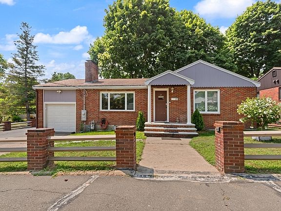 2nd image of 24 Taylor Rd