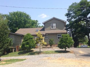 2259 Hartford Rd, Cosby, TN 37722