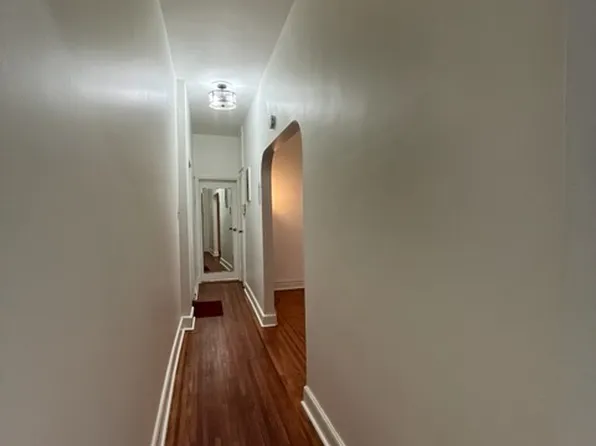 773 Eastern Parkway image 9 of 11