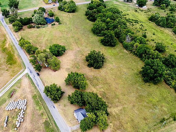 3rd image of 1 County Road 3520
