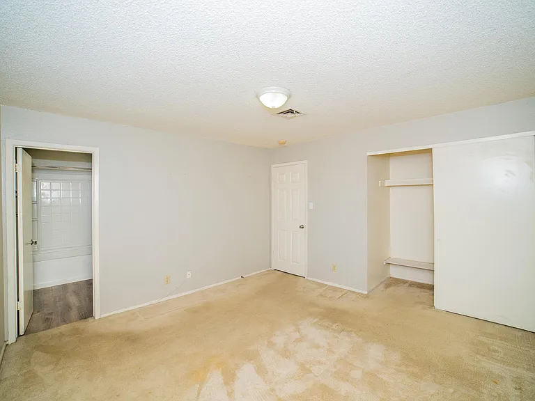 4350 W 17th Ln — Photo 18