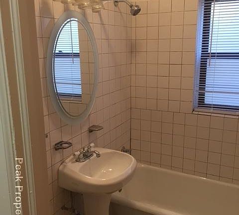 4th image of 4629 S Winchester Ave