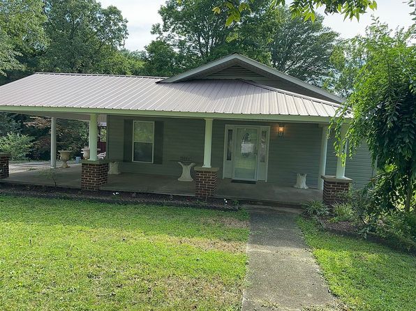 967 N Main St