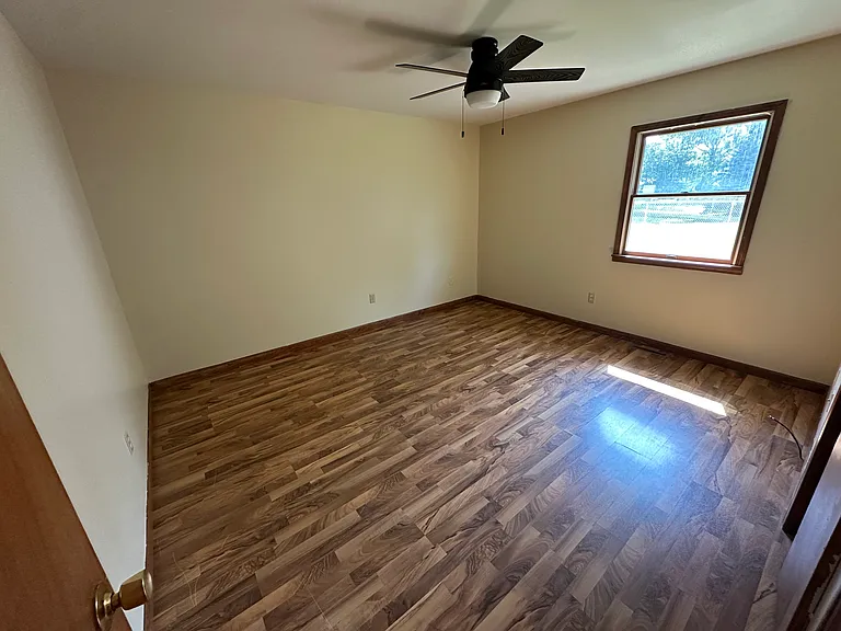 2815-17 May St #2815 — Photo 9
