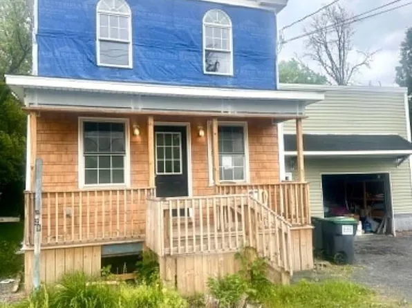 29 Broad St, Fultonville, NY 12072