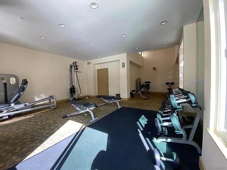 8889 Caminito Plaza Centro #7219 — Photo 33