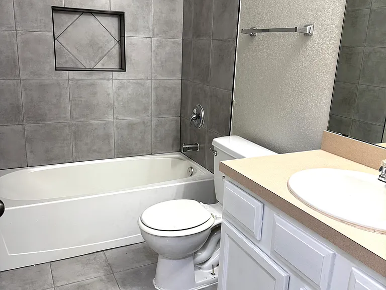 24127 Bar Kay Ln — Photo 18