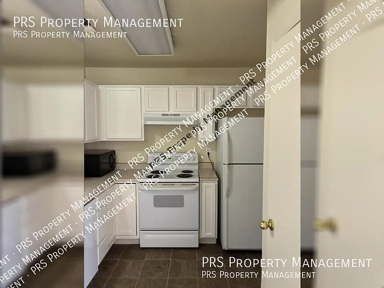 2599 W Orchid Ln — Photo 5