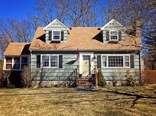 19 Butternut Ln, Methuen, MA 01844