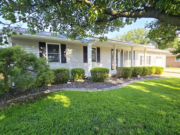 431 Easthaven Dr, Centralia, IL 62801