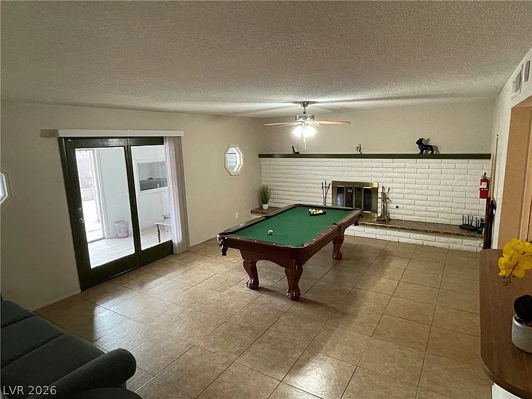 3823 El Camino Rd — Photo 11