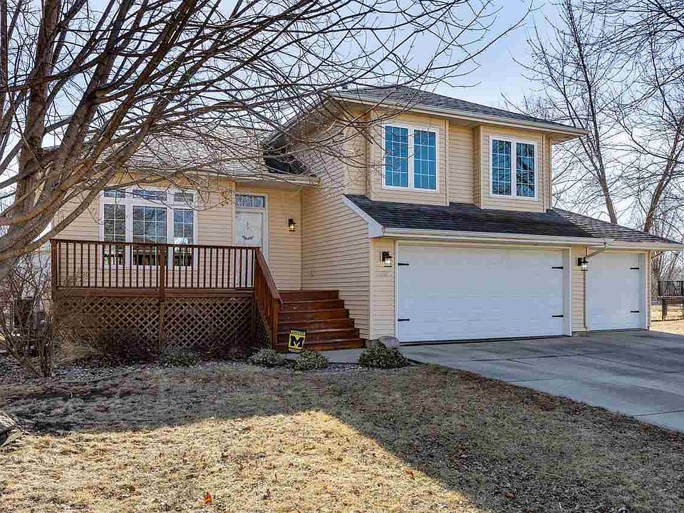 1st image of 20 Penn Ridge Ct