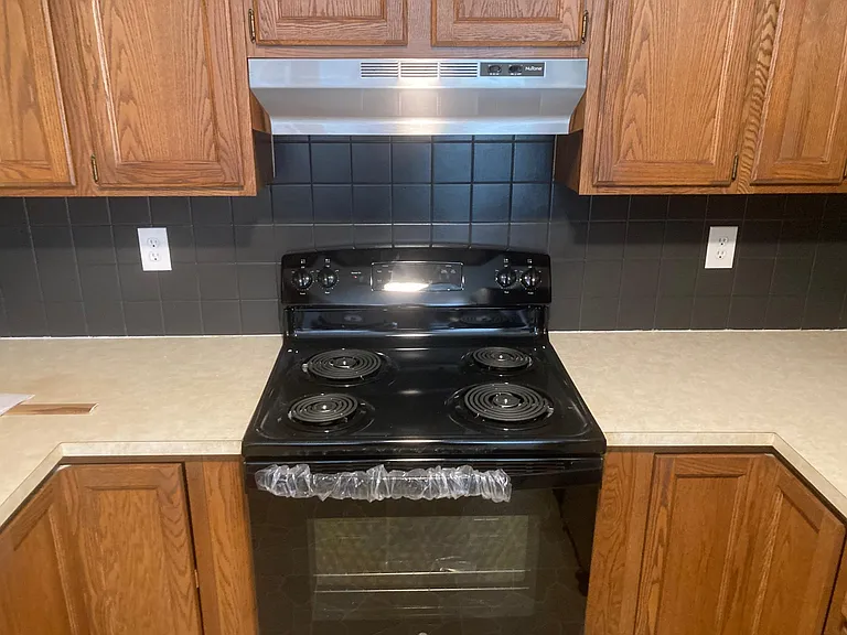 1511 N Lark Ln — Photo 10