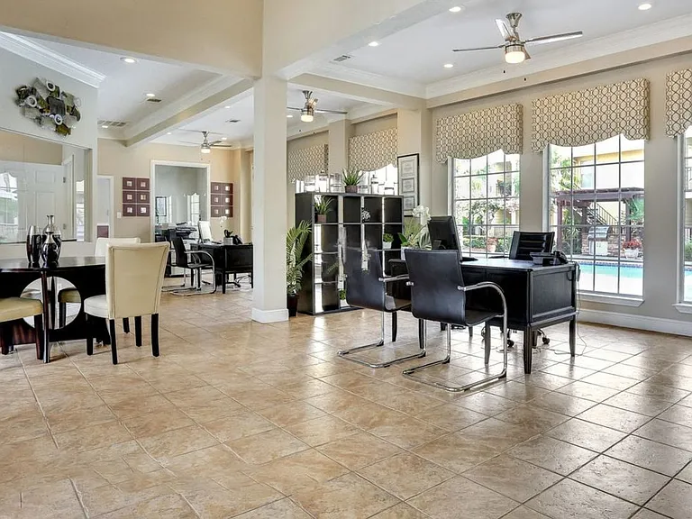 Legacy at Westchase — Photo 9
