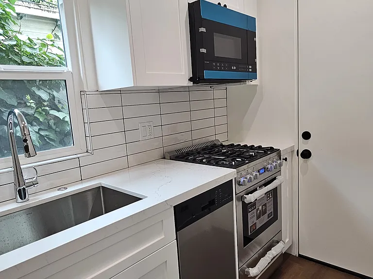 211 Horizon Ave #1 — Photo 12