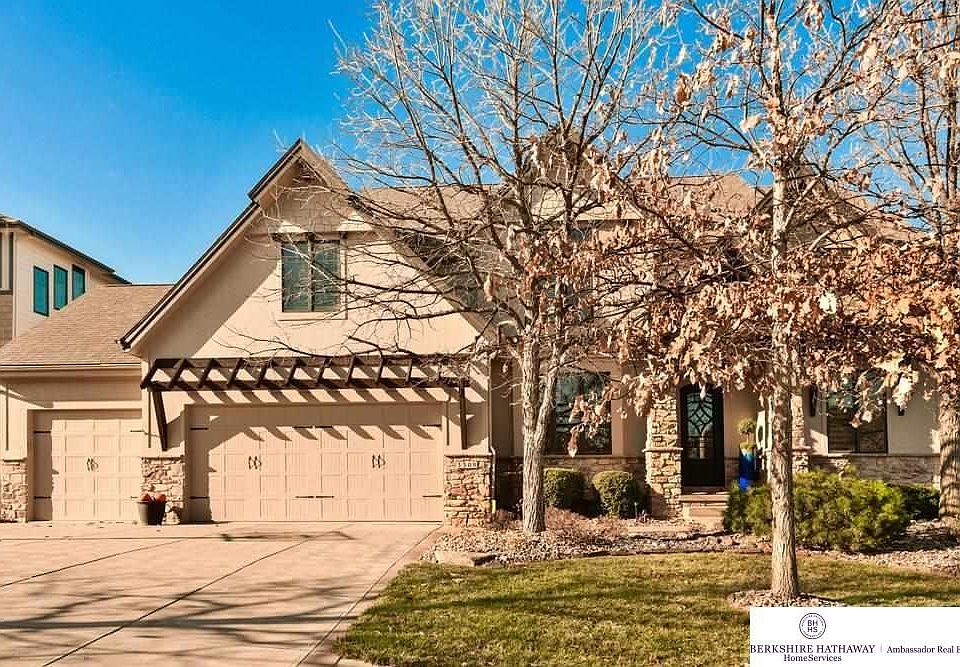 1st image of 3308 S 185th Ave