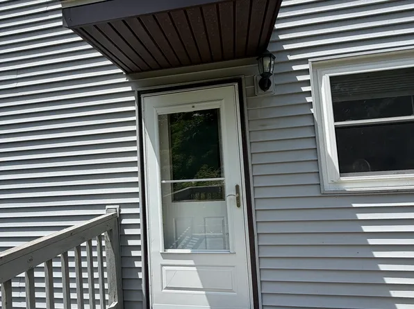5A Grove St #2, Rensselaer, NY 12144