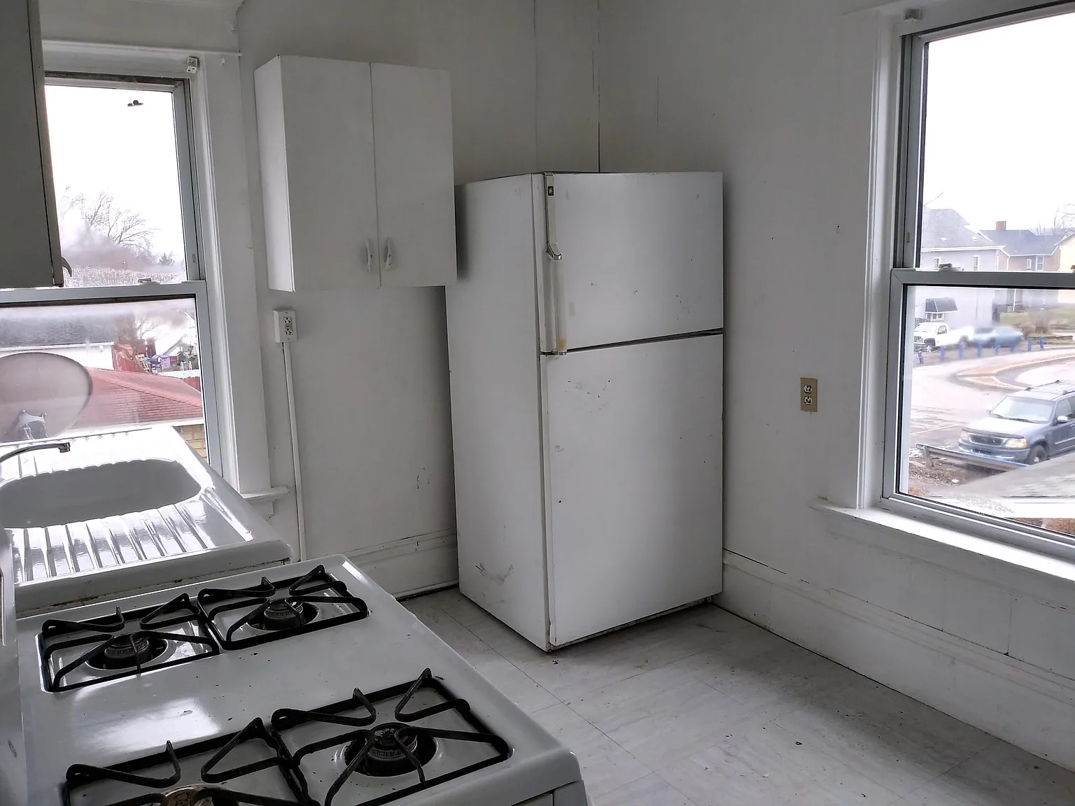 2 bed, 900 sqft, $750 — Photo 4