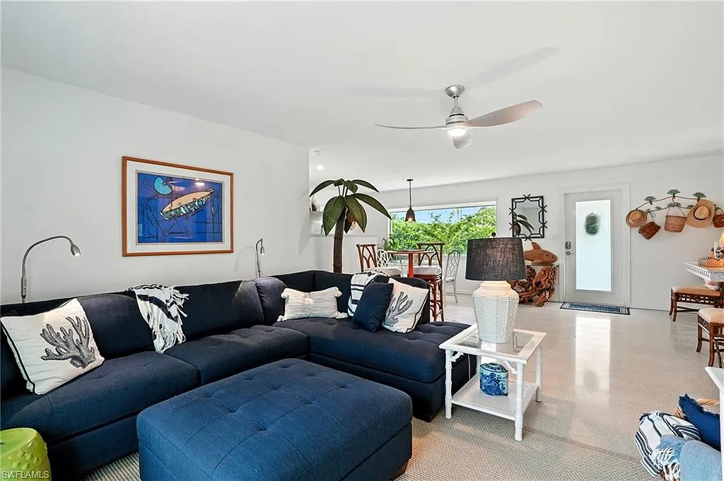 2 bed, 1.0 bath, 997 sqft, $4,500 — Photo 4