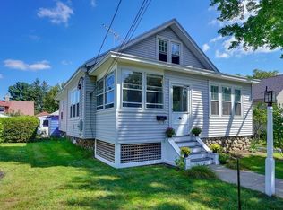 66 Rowena St, Worcester, MA 01606